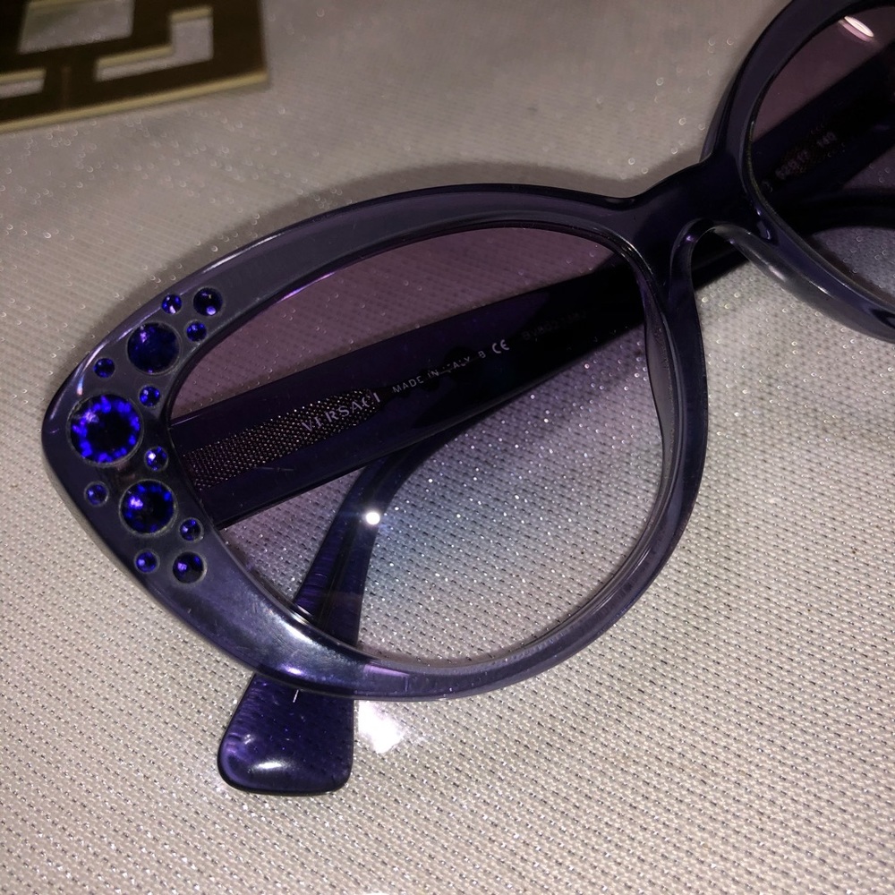 VERSACE SUNGLASSES